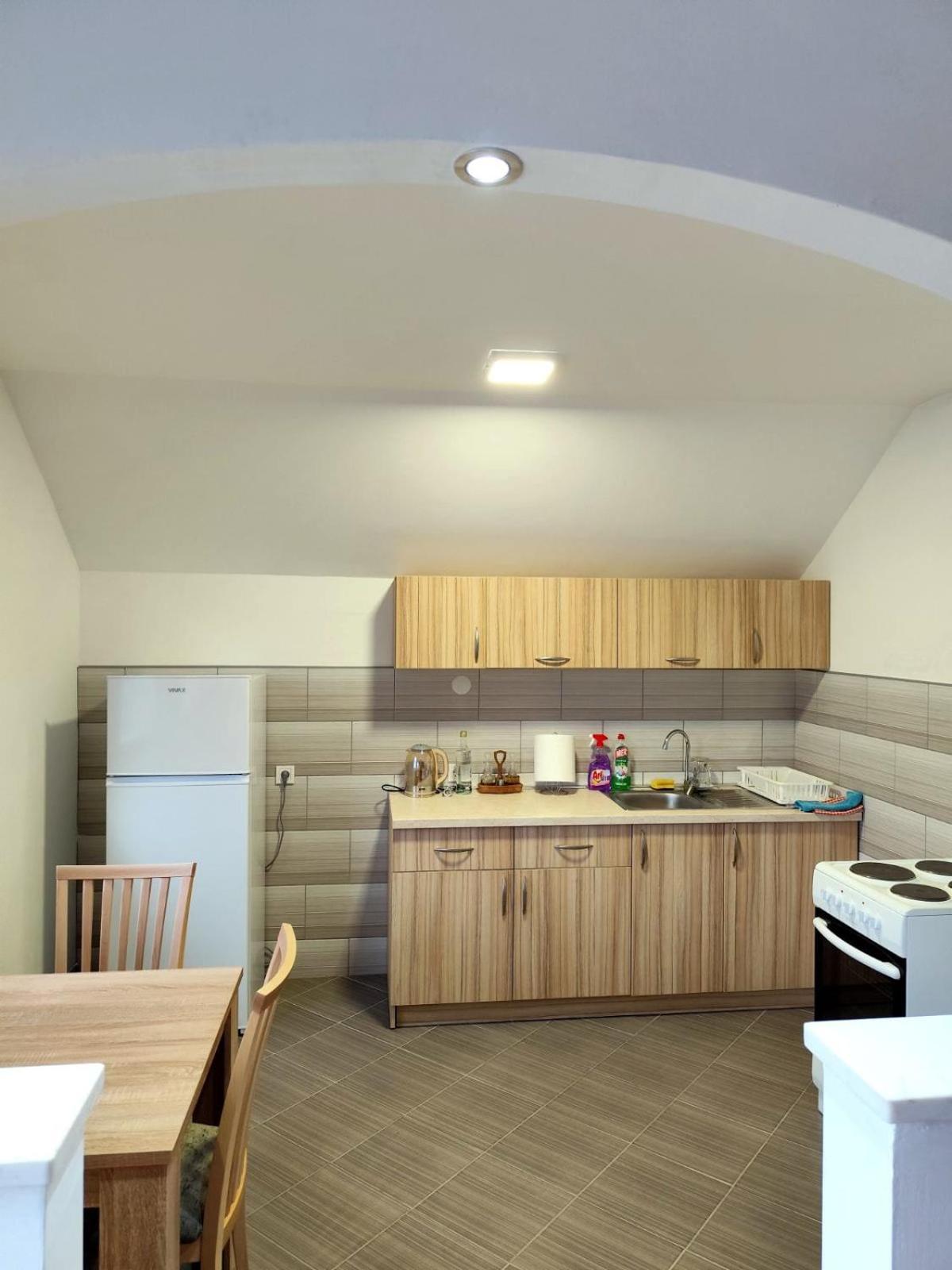 Апартаменти Apartman Ognjenovic Плужине Екстер'єр фото